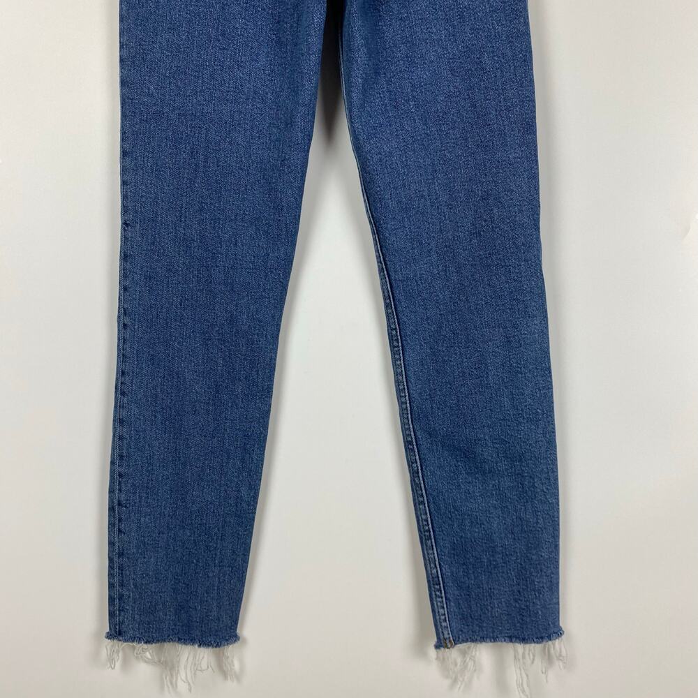 Re/Done High-Rise Ankle Crop Jeans Raw Hem Button Fly Medium Wash Womens Sz 26 - Picture 10 of 11